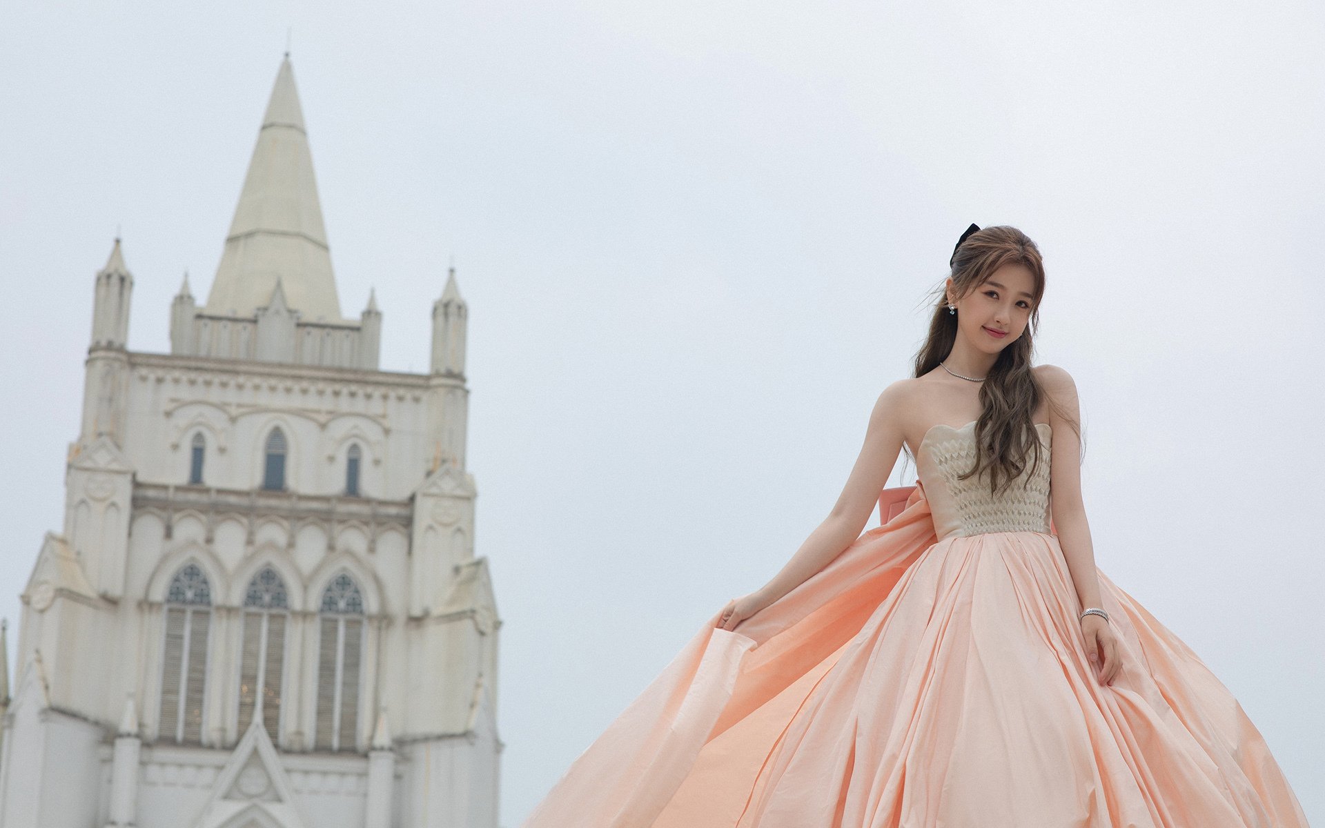 _世界锦标赛：激烈比拼，谁能登顶？_，看一下世界锦标赛