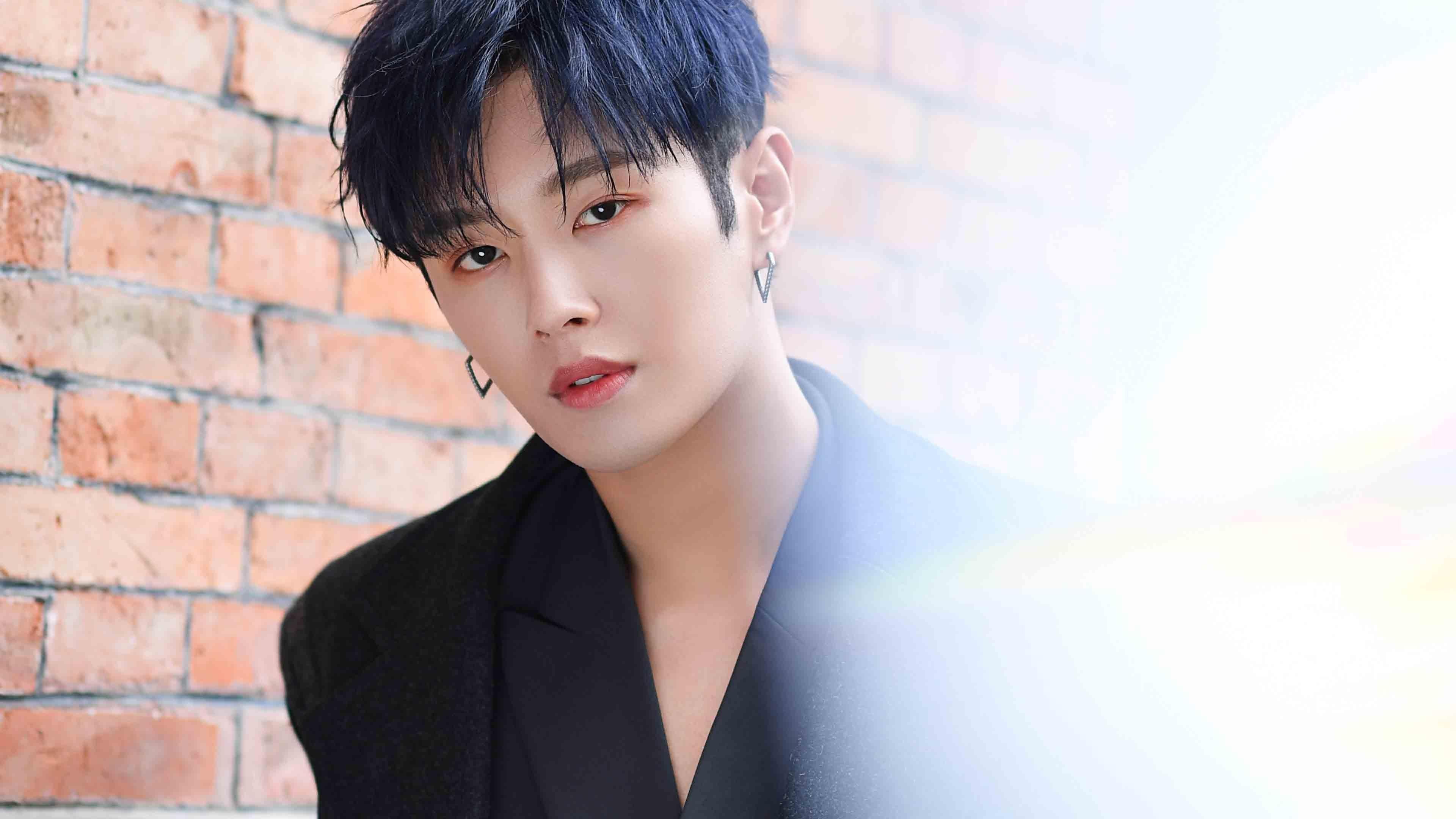 _湖人队新援火力全开，引发粉丝热议_，湖人官宣新援