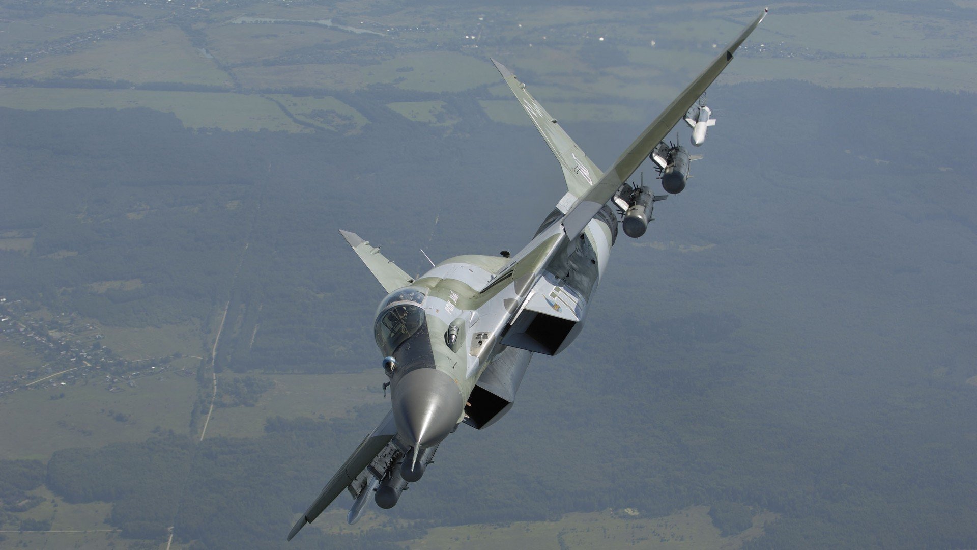 高校体育课程教学创新与实践探索,高校体育教学理论与实践研究